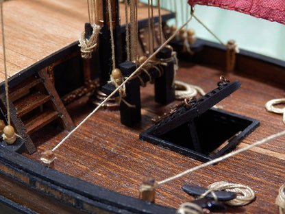 Mamoli MV33 Gretel Royal Yacht Model Ship Kit 1:54