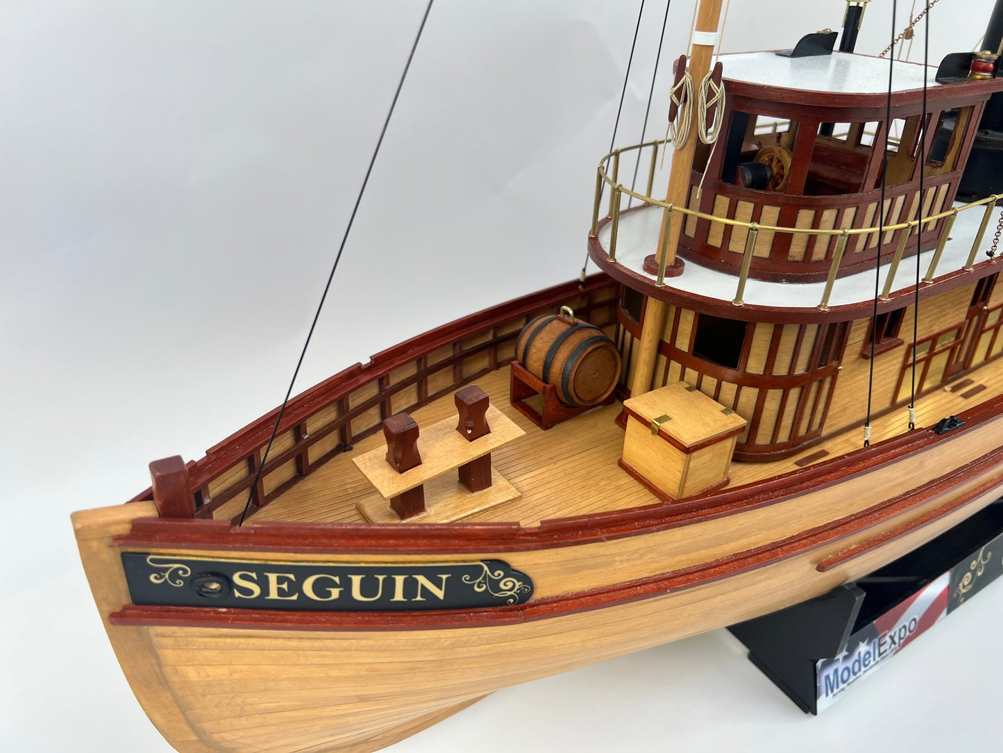 Midwest The Seguin Tug Boat 1:32 (RC Compatible)