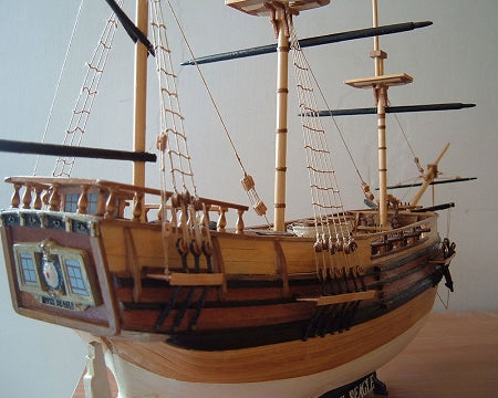 Dusek-Mamoli - Mamoli MV20 - HMS Beagle 1:64 (Length 26")