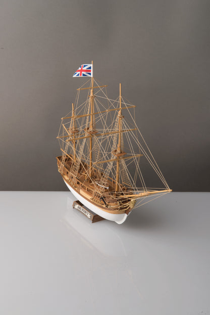 Corel - SM104 HMS Bounty - Solid Carved Wood Hull Kit - Scale 1:130 - Length 13-1/4"