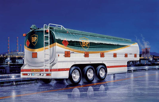 Italeri - 3731s Heavy Tanker Trailer "Topas" BP 1/24 Scale