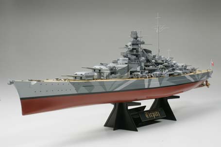 Tamiya - GERMAN BATTLESHIP TIRPITZ 1:350 Scale